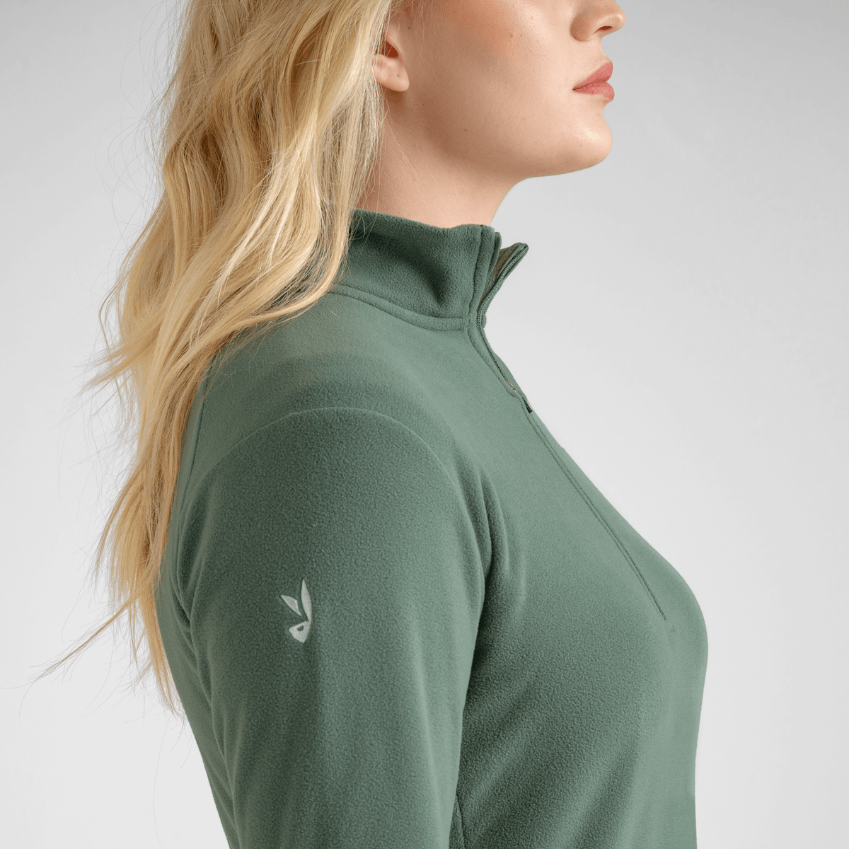 Auro Women's Fleece Zip Top in Black Olive